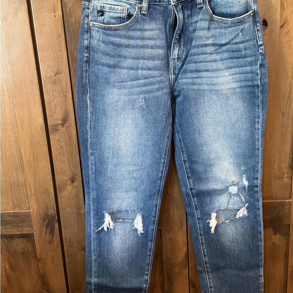 KanCan Women's Straight Leg Jeans in Distressed Blue